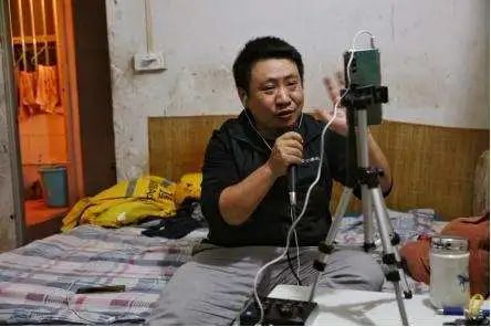 困在系統里，也能買下一盞燈 外賣騎手買房記